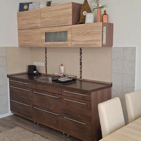 Apartman Paradise Apartmanhaz *