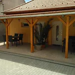 Paradise Apartmanhaz Apartman