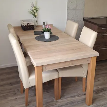 דירה Paradise Apartmanhaz אגר