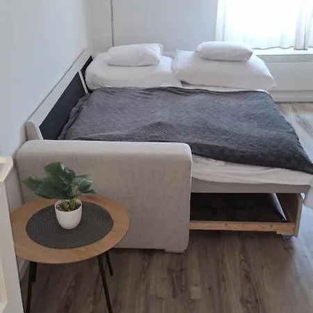 Apartment Paradise Apartmanhaz Eger