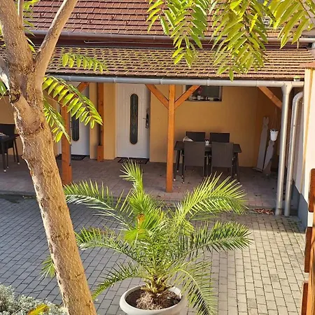 Apartment Paradise Apartmanhaz