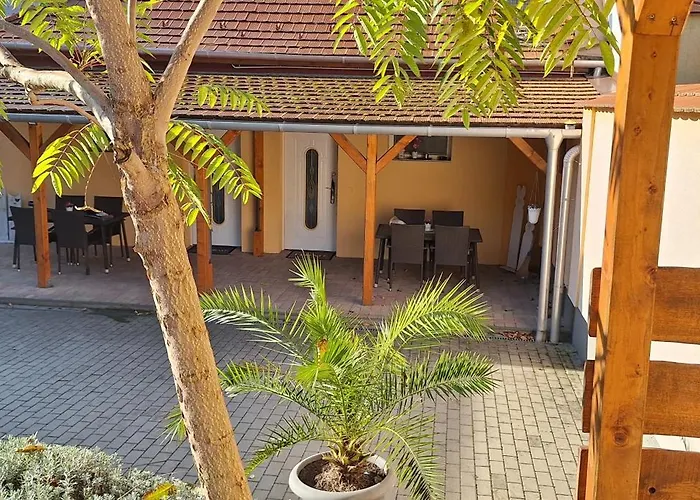 Apartment Paradise Apartmanhaz